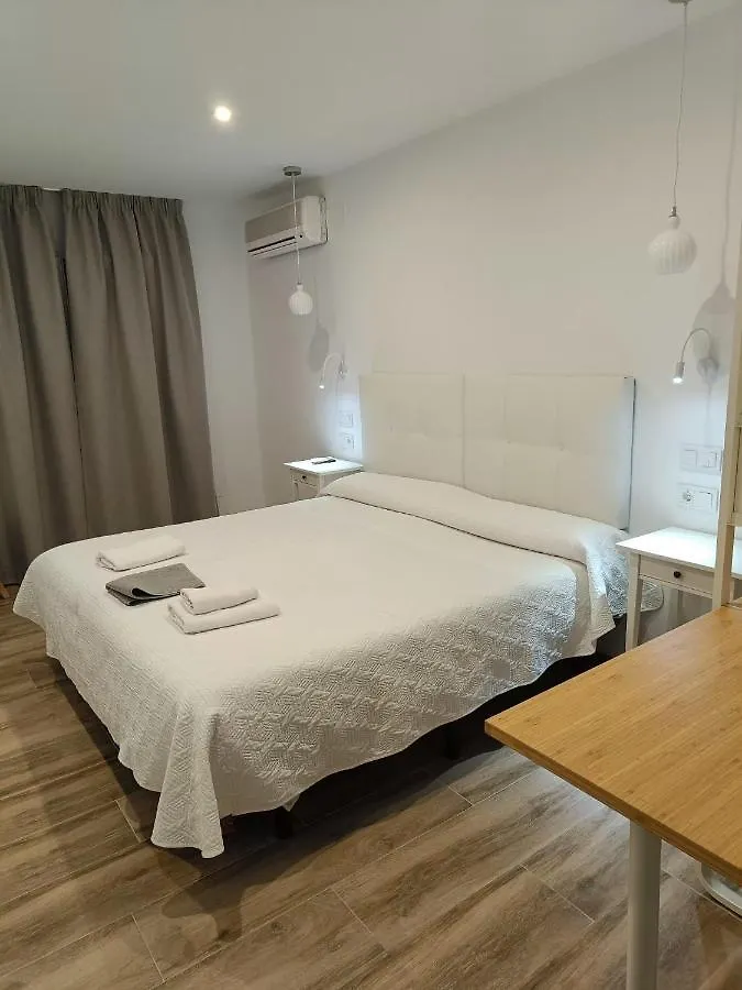 Hostal La Ermita Nerja Guest house