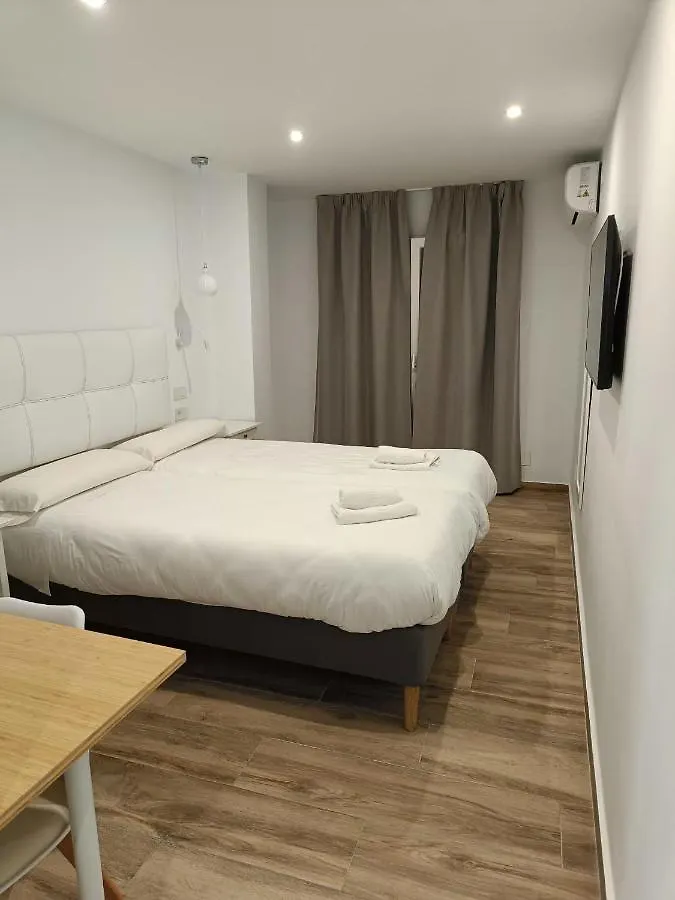 Hostal La Ermita Nerja