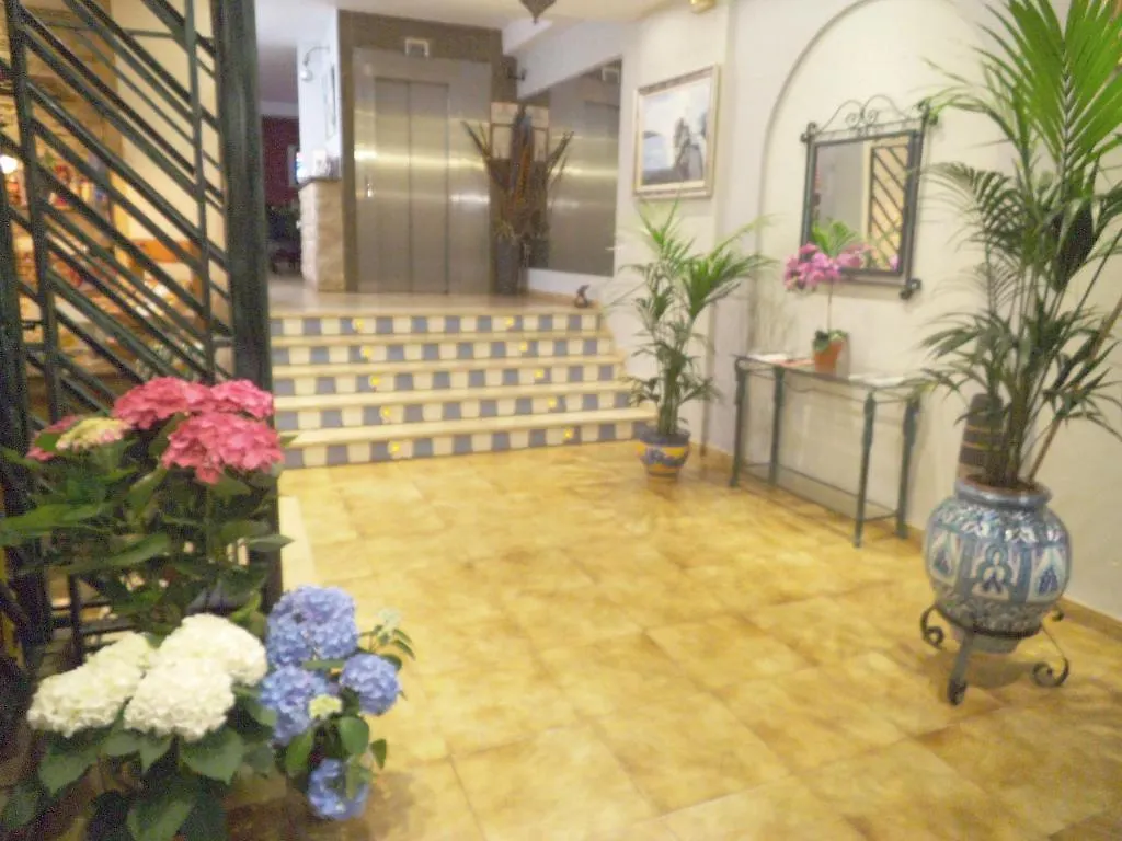 ** Casa de hóspedes Hostal La Ermita Nerja Espanha